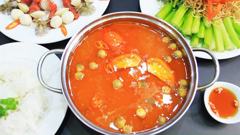 Nồi lẩu làm từ gói lẩu SG Food