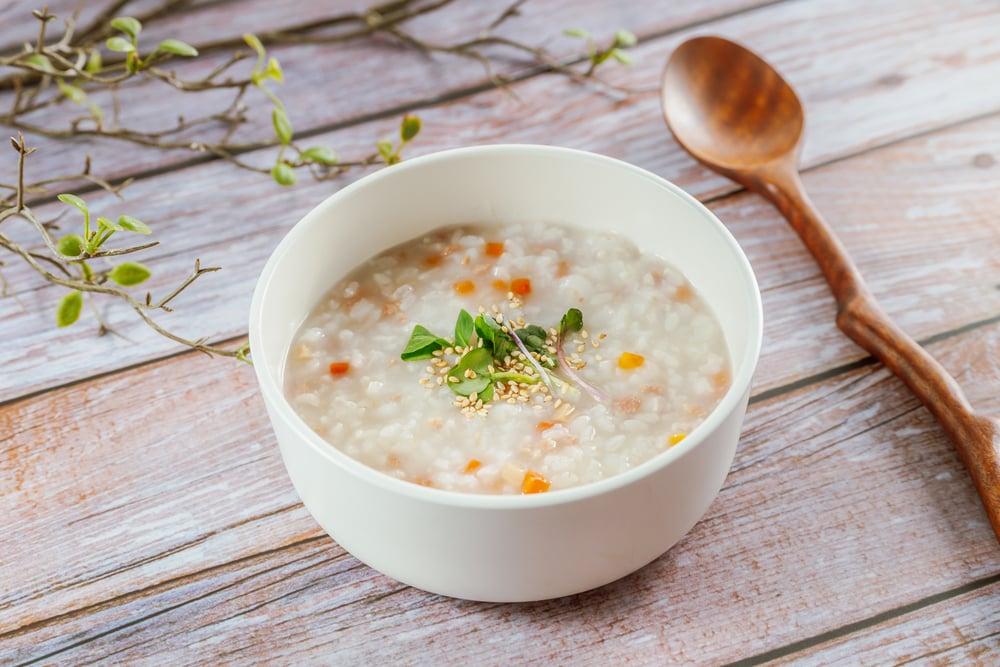 cách nấu và chế biến cháo thịt bò bí đỏ cho bé ăn dặm