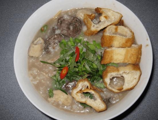 Cháo lòng Sài Gòn (Ảnh ST)