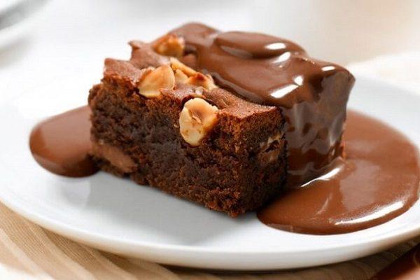 Cách làm bánh Brownie kem chocolate ngon trứ danh của nước Ý