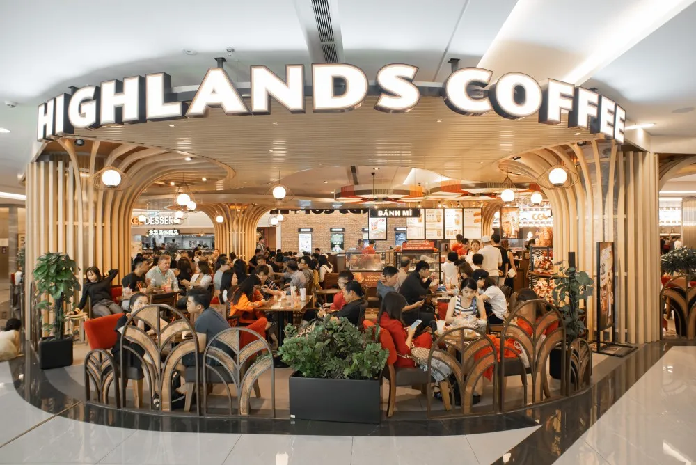 Cập nhật menu Highlands Coffee và không gian quán cực chi tiết