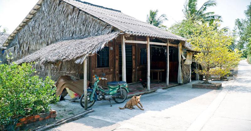 nhà lá miền tây
