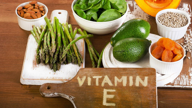 Viên uống vitamin E có bôi mặt được không?1