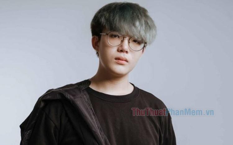 Hình ảnh Phong Cận ngoài đời, điển trai, dễ thương