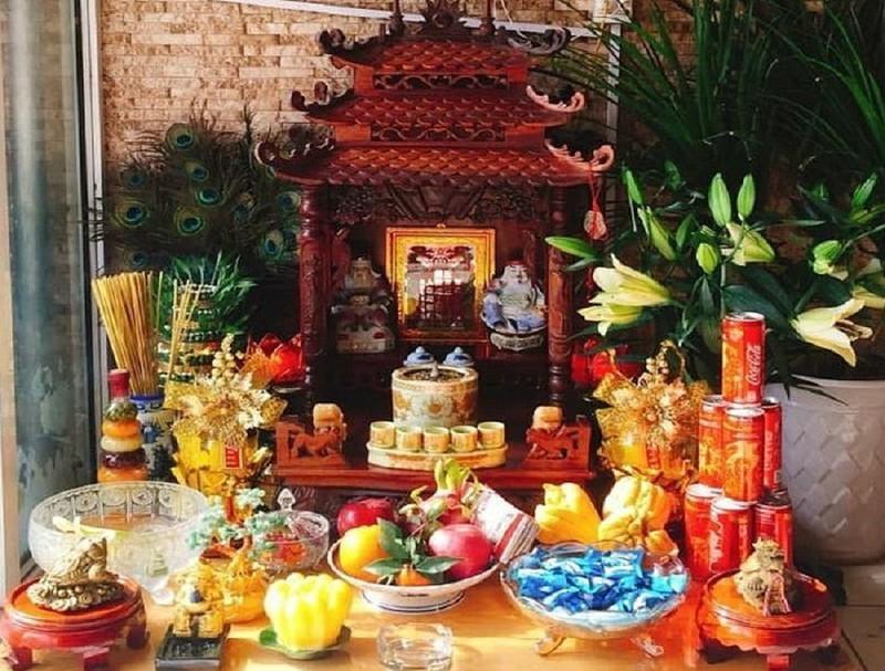Ông địa để ở bên nào
