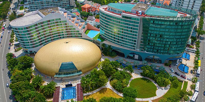Pullman Vũng Tàu là một trong những khách sạn 5 sao nổi tiếng nhất phố biển.