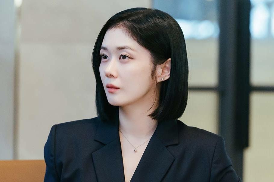 Jang Nara gây ấn tượng trong vai luật sư ly hôn nổi tiếng. Ảnh: Nhà sản xuất