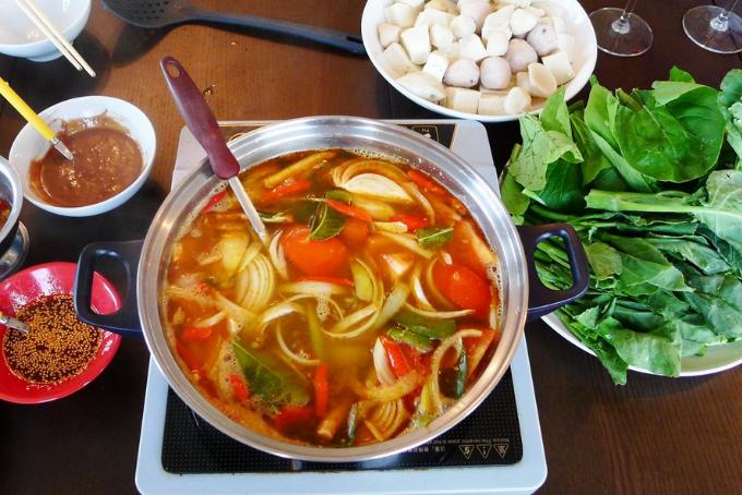 Lẩu Thái Tom Yum