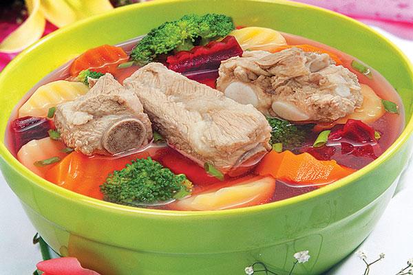 canh sườn hầm rau củ