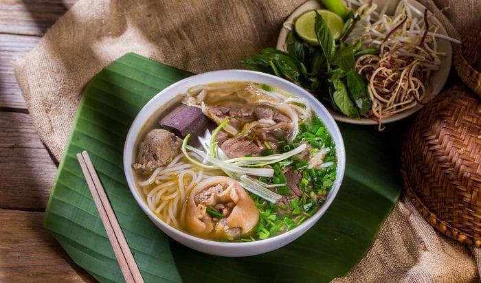 Bún bò Huế, cách nấu bún bò Huế, bún bò Huế ngon, Nguồn gốc bún bò Huế, cách nấu bún bò huế của người huế, cách nấu bún bò Huế đơn giản, bún bò Huế, địa chỉ quán bún bò Huế ngon, Bún bò Huế, Cách nấu bún bò Huế, Bún bò Huế ngon, Quán bún bò Huế, Đặc sản bún bò Huế, Bún bò Huế công thức, Bún bò Huế chính gốc, Bún bò Huế nguyên liệu, Bún bò Huế Huế , Bún bò Huế hương vị, địa chỉ quán bún bò Huế ngon