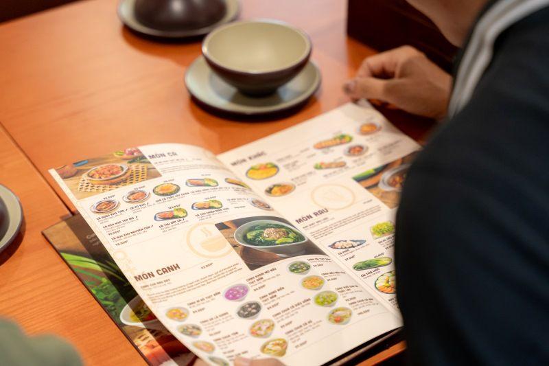 Thực đơn của Cơm Niêu Thiên Lý đa dạng và phong phú các món ăn từ ba miền