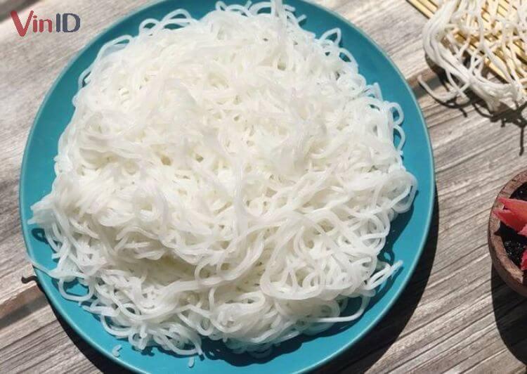 Bún tươi chứa nhiều tinh bột