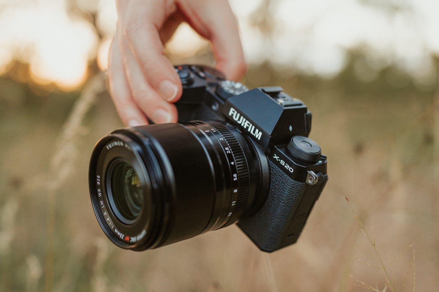 Fujifilm X-S20