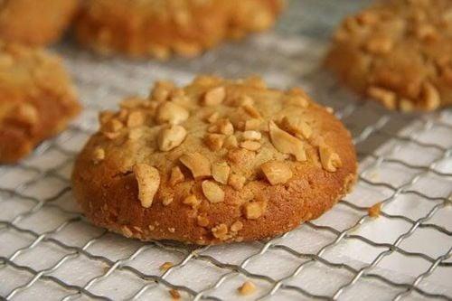 Bánh quy giúp hấp thụ axit dạ dày ở người bệnh