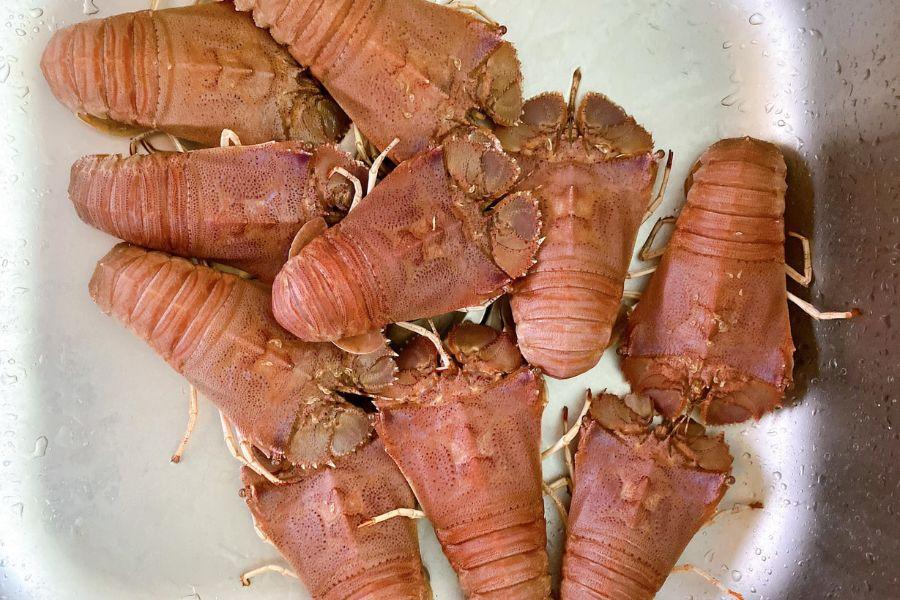 Tôm Mũ Ni Trắng