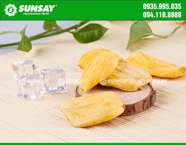 Mít sấy là món ăn ưa chuộng của nhiều người