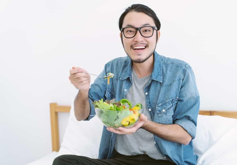Nguyên nhân tại sao râu mọc nhanh