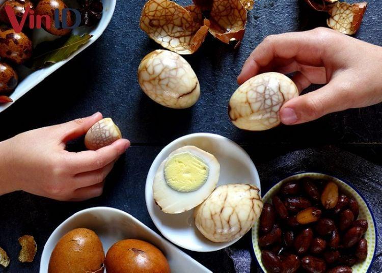 Trứng luộc nước trà