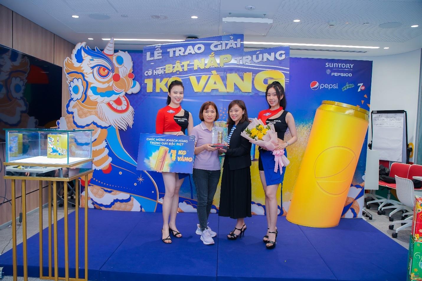 Bí kíp săn một kg vàng trị giá 1,5 tỷ đồng - 1