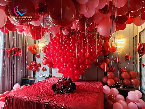 Background sinh nhật hình tim