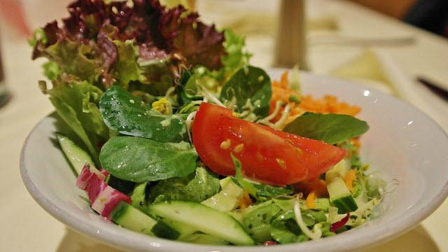 salad dầu giấm trộn sốt mayonnaise