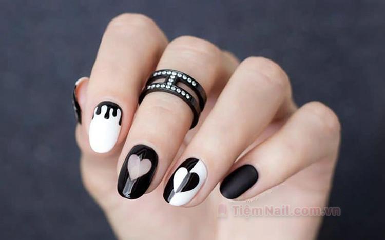 Tổng hợp mẫu nail đẹp đen trắng cute