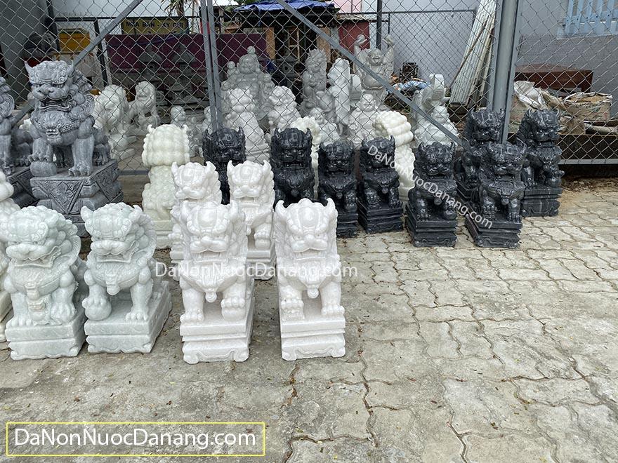 kỳ lân đá nhỏ