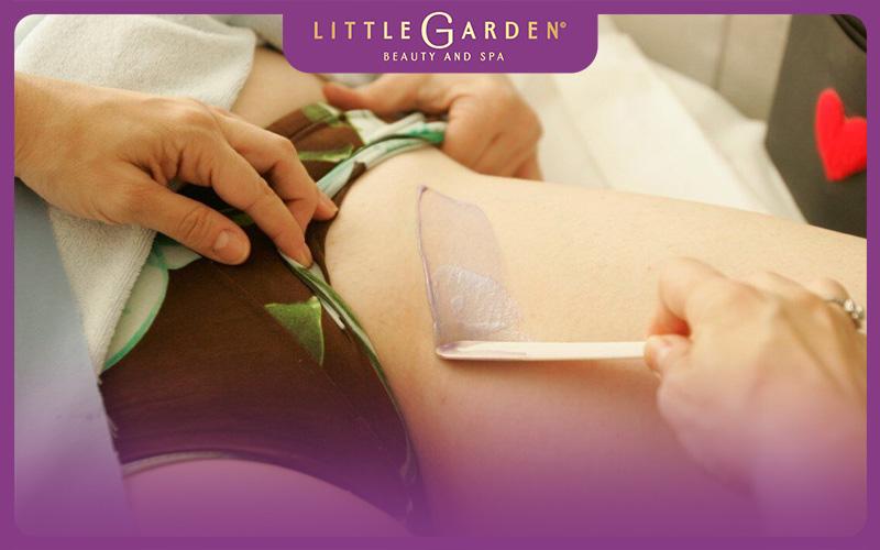 Cách wax lông bikini bằng sáp nóng hiệu quả